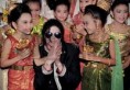 /album/michael-jackson-with-children/a5555-jpg/